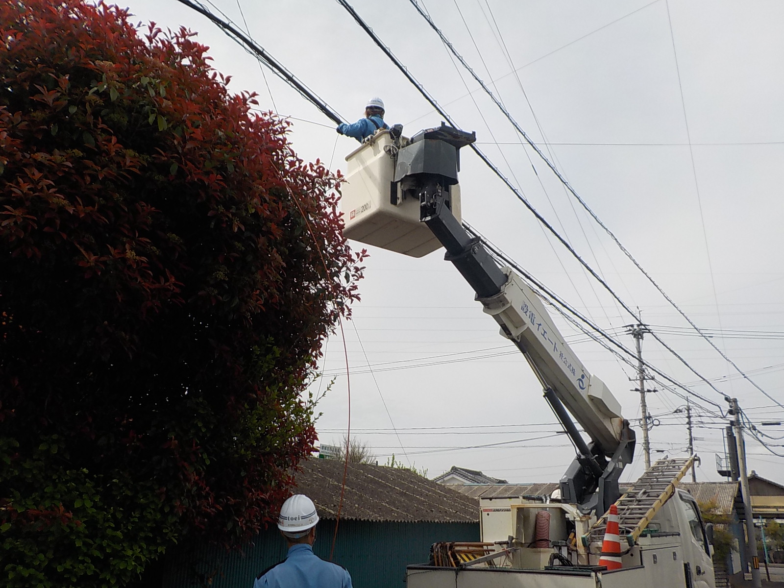 NTT西日本通信ケーブル工事